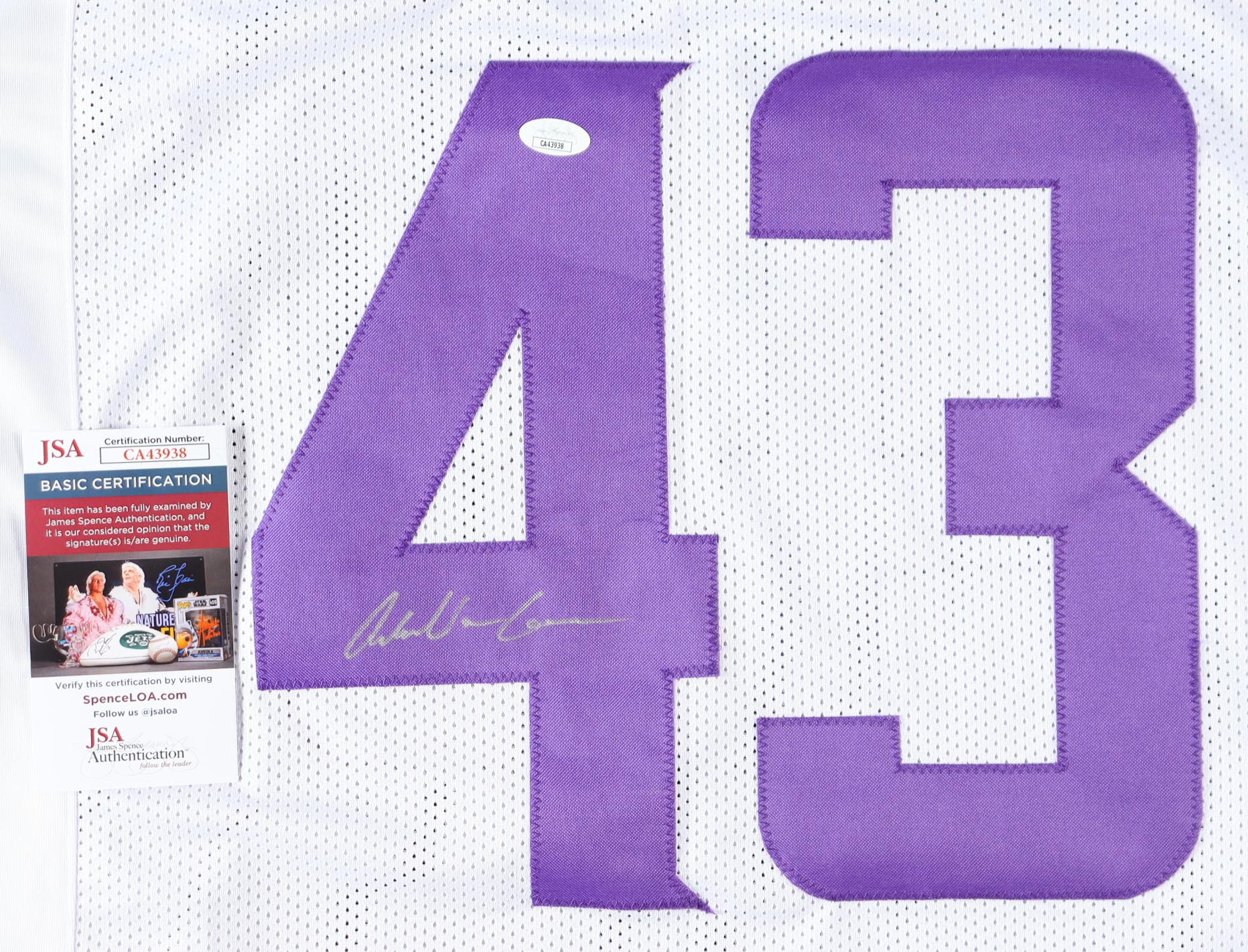 Andrew Van Ginkel Signed Jersey (JSA) at PristineAuction.com Andrew Van Ginkel Signed Jersey (JSA) at PristineAuction.com