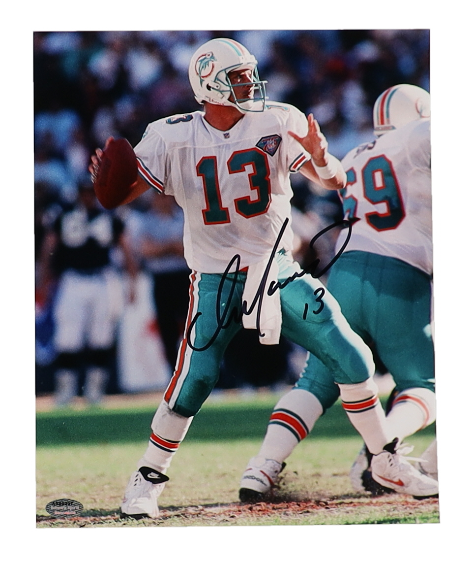 Dan Marino Signed Dolphins 8x10 Photo (Schwartz) at PristineAuction.com Dan Marino Signed Dolphins 8x10 Photo (Schwartz) at PristineAuction.com
