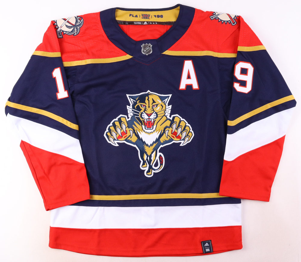 Matthew Tkachuk Signed Jersey (JSA) at PristineAuction.com Matthew Tkachuk Signed Jersey (JSA) at PristineAuction.com