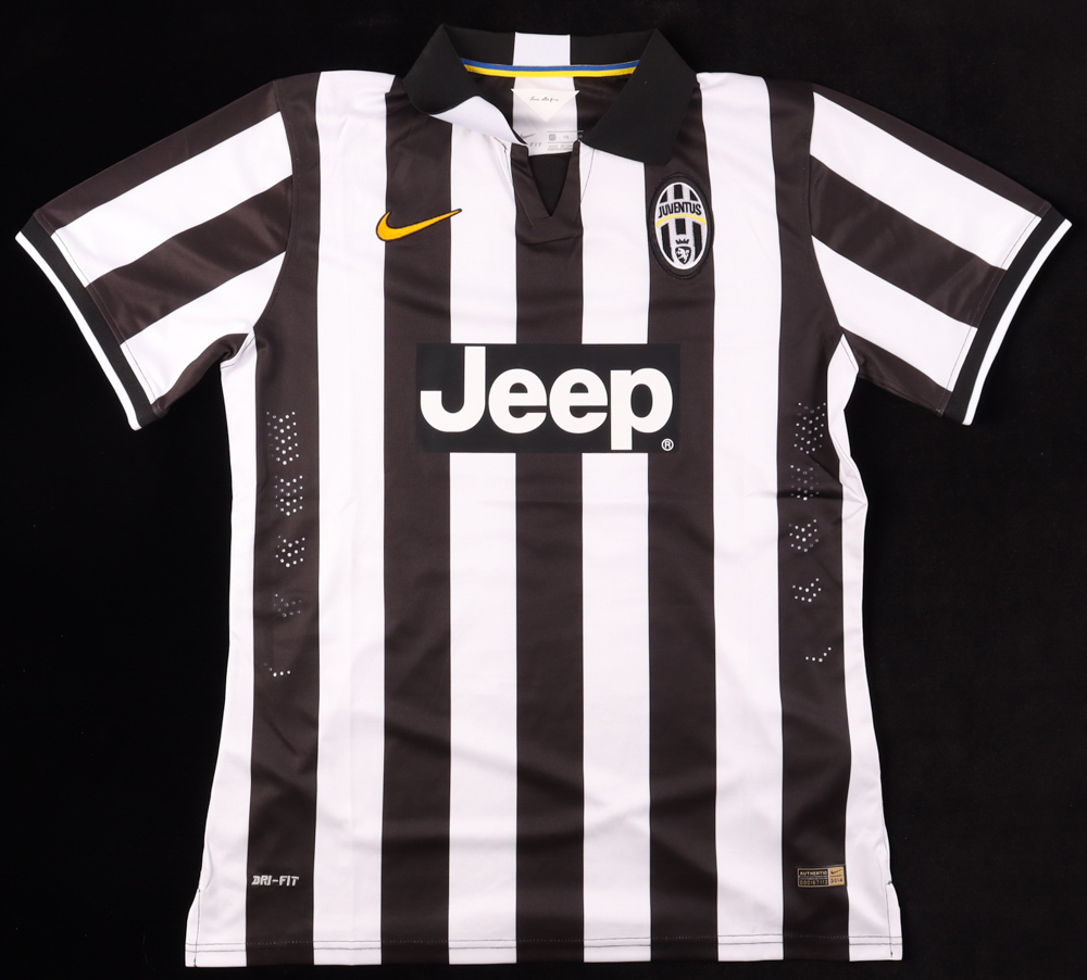 Leonardo Bonucci Signed Jersey (Beckett) at PristineAuction.com Leonardo Bonucci Signed Jersey (Beckett) at PristineAuction.com