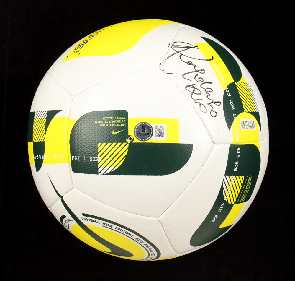 Ronaldinho Signed 2022 Nike Brazil Soccer Ball Inscribed "Rio" (Beckett) at PristineAuction.com Ronaldinho Signed 2022 Nike Brazil Soccer Ball Inscribed "Rio" (Beckett) at PristineAuction.com