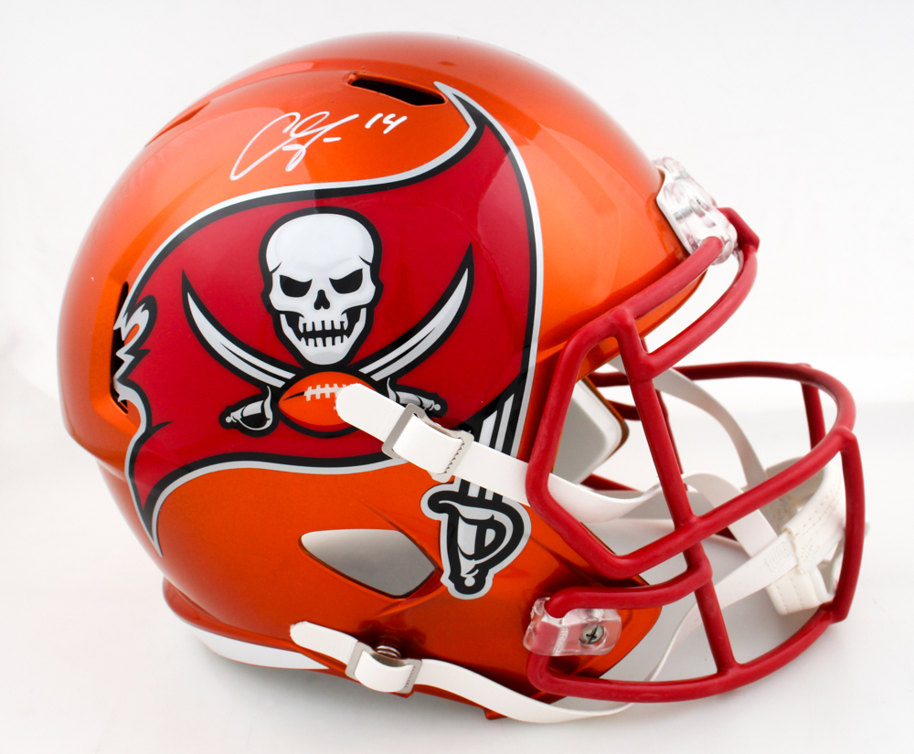 Chris Godwin Signed Buccaneers Full-Size Flash Alternate Speed Helmet (Beckett) at PristineAuction.com Chris Godwin Signed Buccaneers Full-Size Flash Alternate Speed Helmet (Beckett) at PristineAuction.com