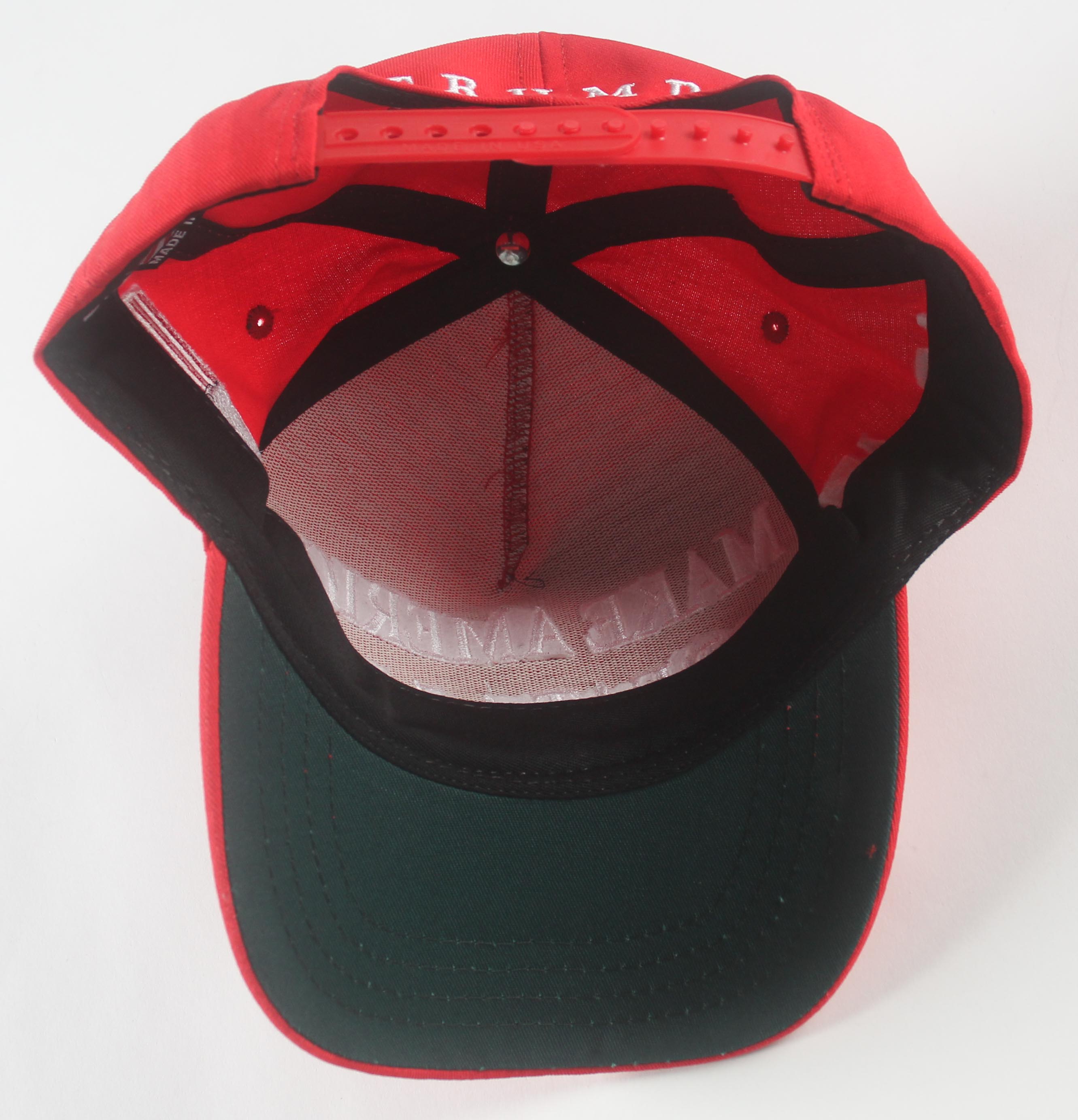 Donald Trump Signed "Make America Great Again" Adjustable Hat (JSA) at PristineAuction.com Donald Trump Signed "Make America Great Again" Adjustable Hat (JSA) at PristineAuction.com