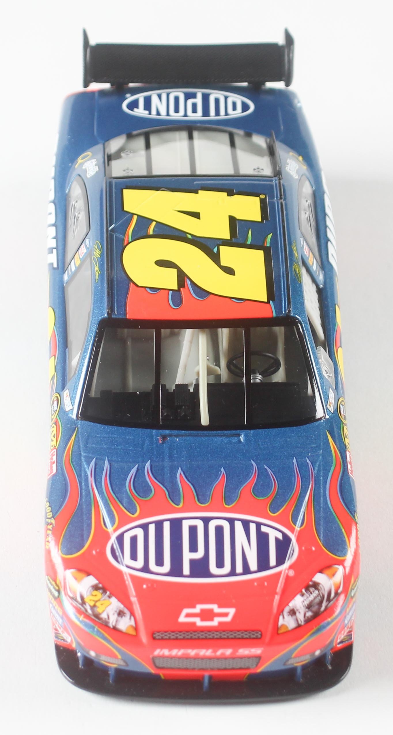 Jeff Gordon NASCAR #24 DuPont Winner's Circle 2009 Impala SS LE 1:24