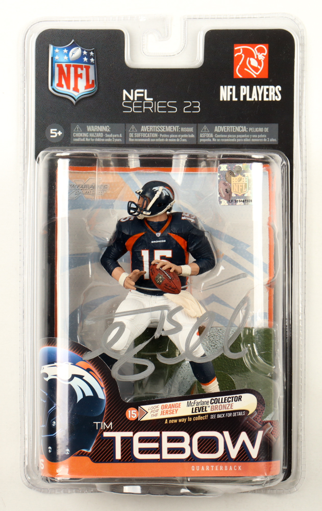 Tim Tebow Signed 2010 NFL Players Series 23 Action Figure (Tebow) at PristineAuction.com Tim Tebow Signed 2010 NFL Players Series 23 Action Figure (Tebow) at PristineAuction.com