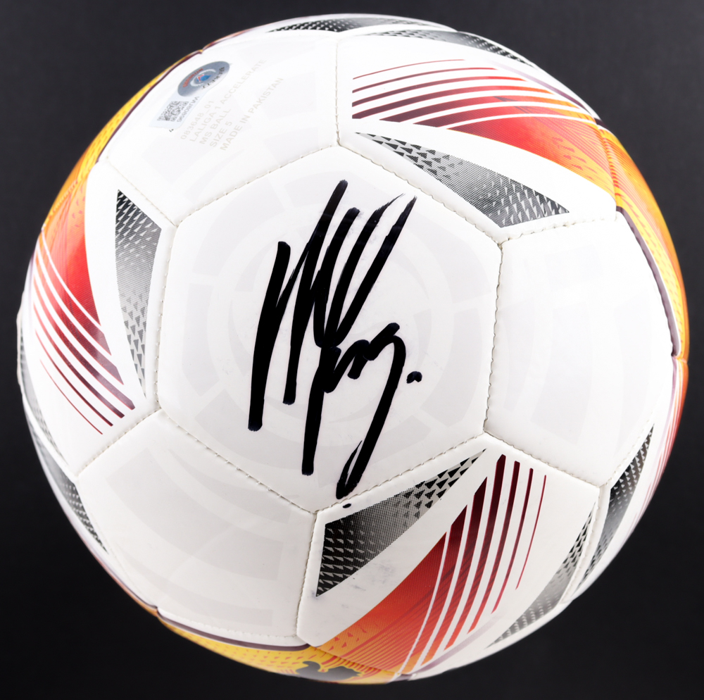 Memphis Depay Signed La Liga Santander Logo Soccer Ball (Beckett) at PristineAuction.com Memphis Depay Signed La Liga Santander Logo Soccer Ball (Beckett) at PristineAuction.com
