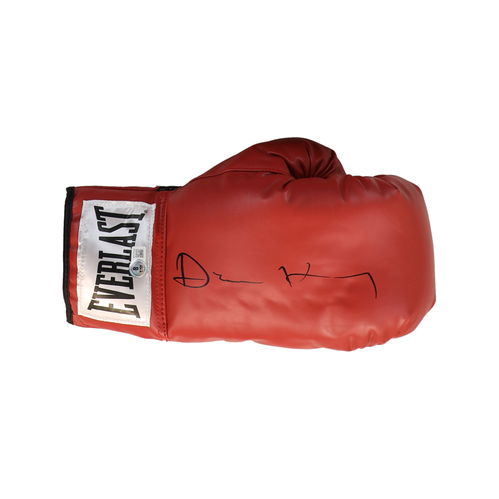 Devin Haney Signed Everlast Boxing Glove (Beckett) at PristineAuction.com