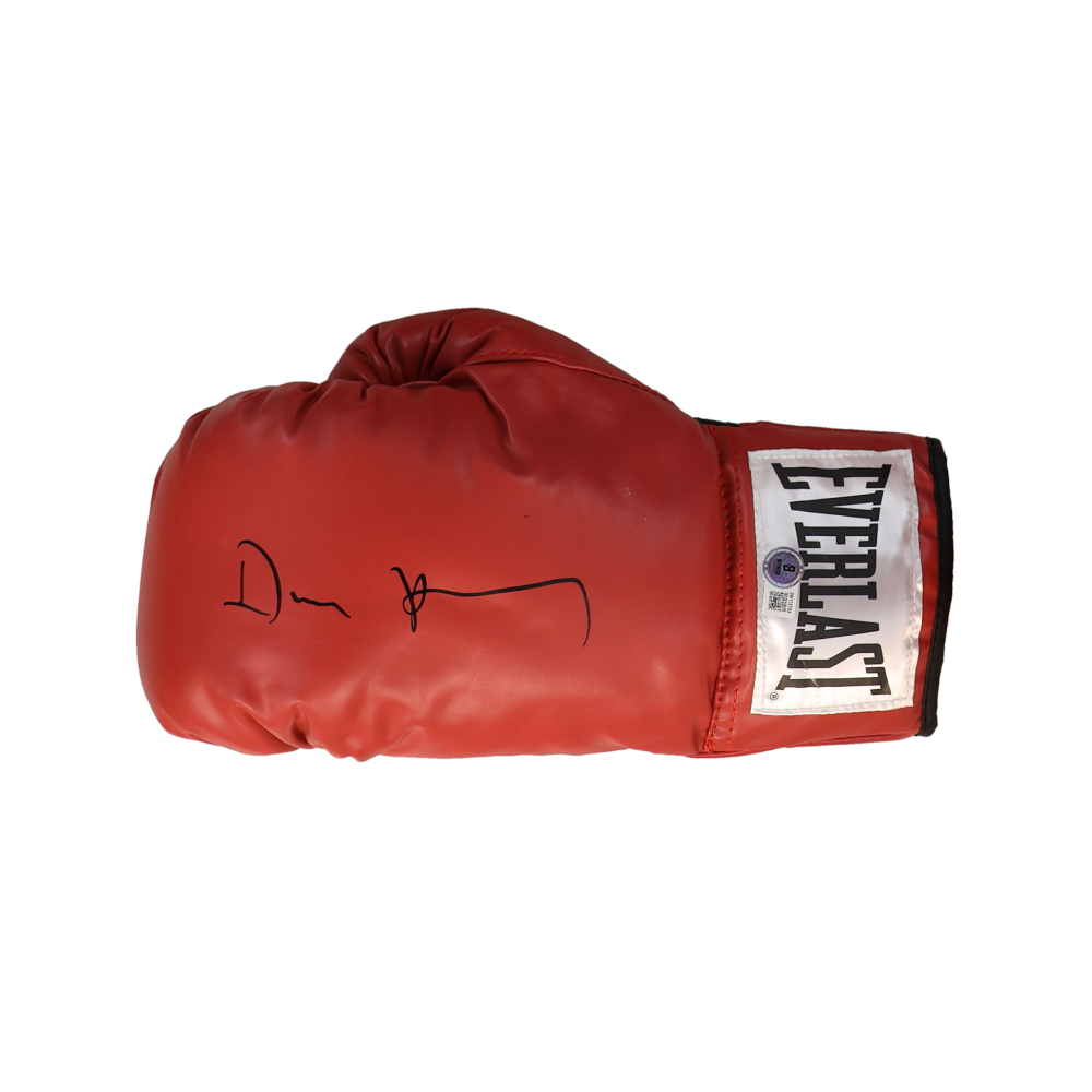 Devin Haney Signed Everlast Boxing Glove (Beckett) at PristineAuction.com
