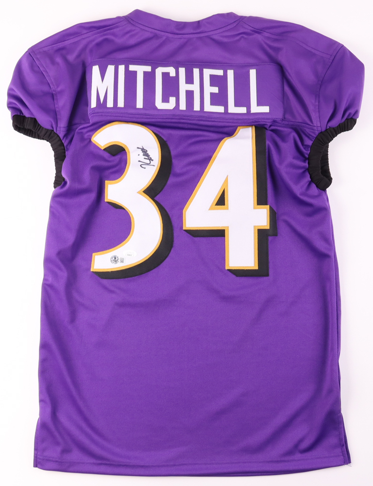 Keaton Mitchell Signed Jersey (Beckett & JSA) at PristineAuction.com Keaton Mitchell Signed Jersey (Beckett & JSA) at PristineAuction.com