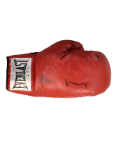 Devin Haney Signed Everlast Boxing Glove (Beckett) at PristineAuction.com