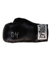Devin Haney Signed Everlast Boxing Glove (Beckett) at PristineAuction.com