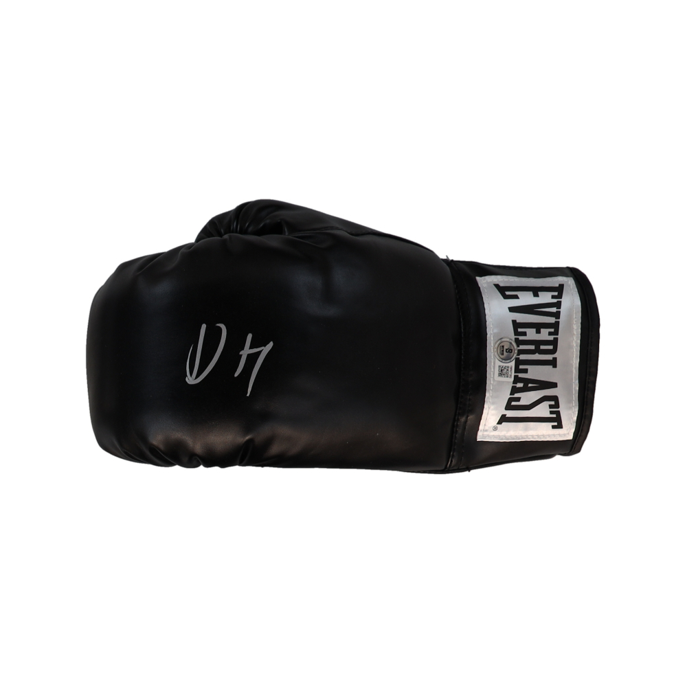 Devin Haney Signed Everlast Boxing Glove (Beckett) at PristineAuction.com