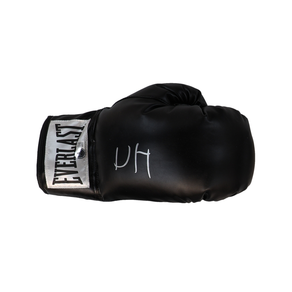 Devin Haney Signed Everlast Boxing Glove (Beckett) at PristineAuction.com