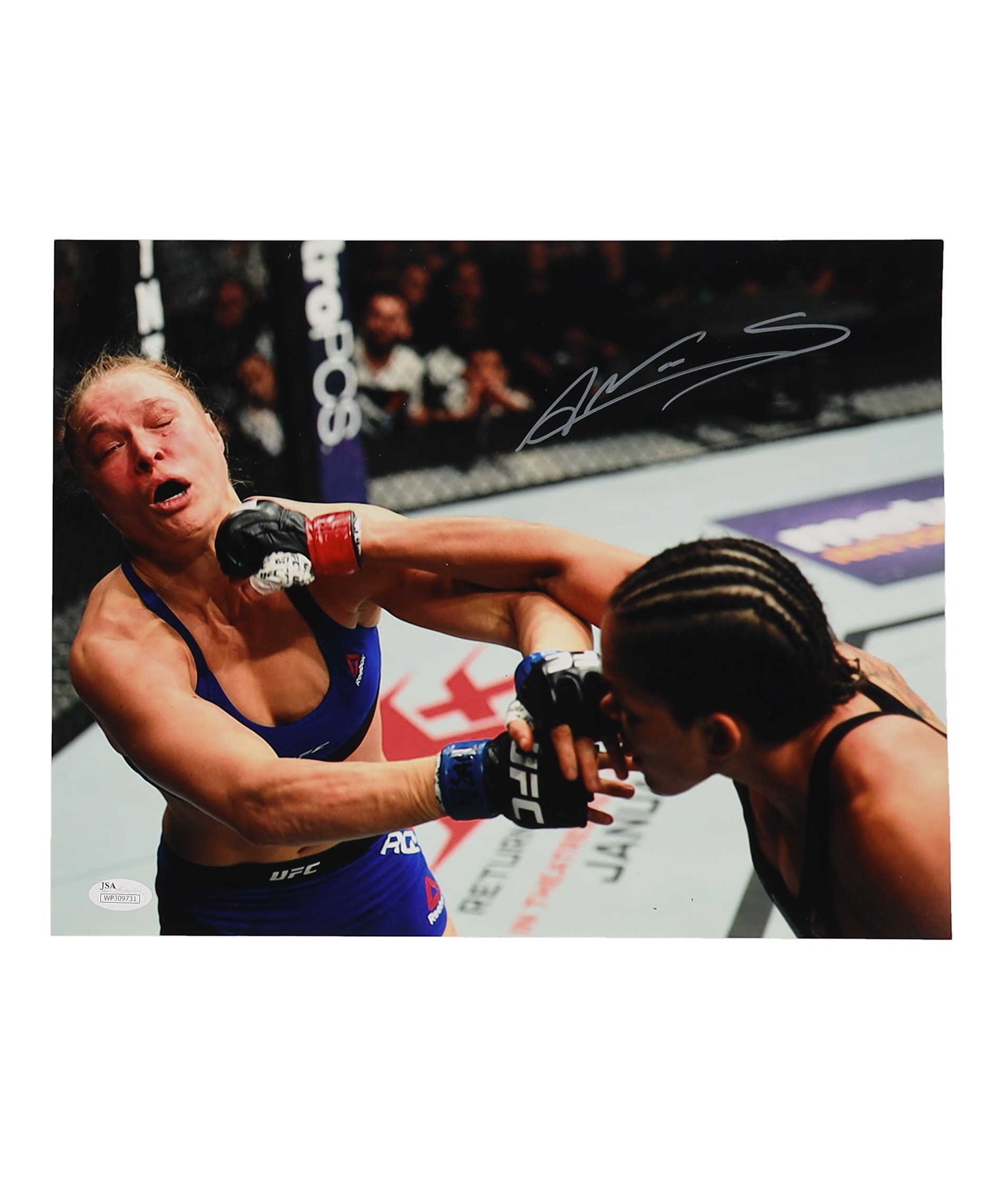 Amanda Nunes Signed UFC 11x14 Photo (JSA) at PristineAuction.com Amanda Nunes Signed UFC 11x14 Photo (JSA) at PristineAuction.com