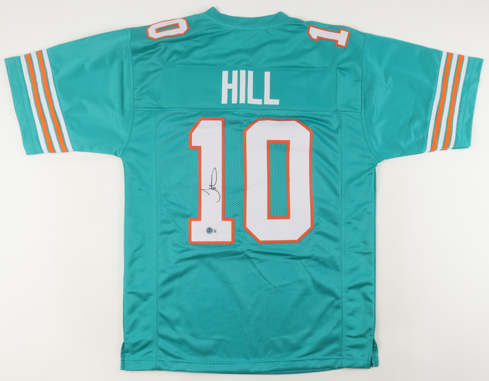 Tyreek Hill Signed Jersey (Beckett) at PristineAuction.com Tyreek Hill Signed Jersey (Beckett) at PristineAuction.com