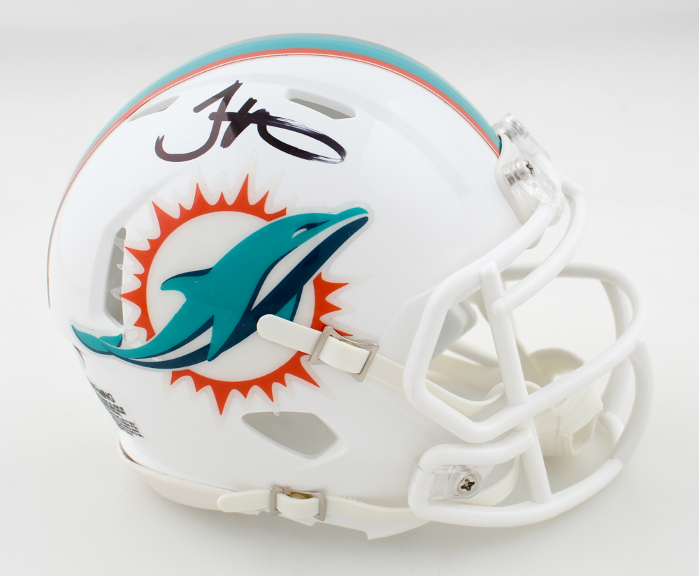 Tyreek Hill Signed Dolphins Speed Mini Helmet (Schwartz) at PristineAuction.com Tyreek Hill Signed Dolphins Speed Mini Helmet (Schwartz) at PristineAuction.com