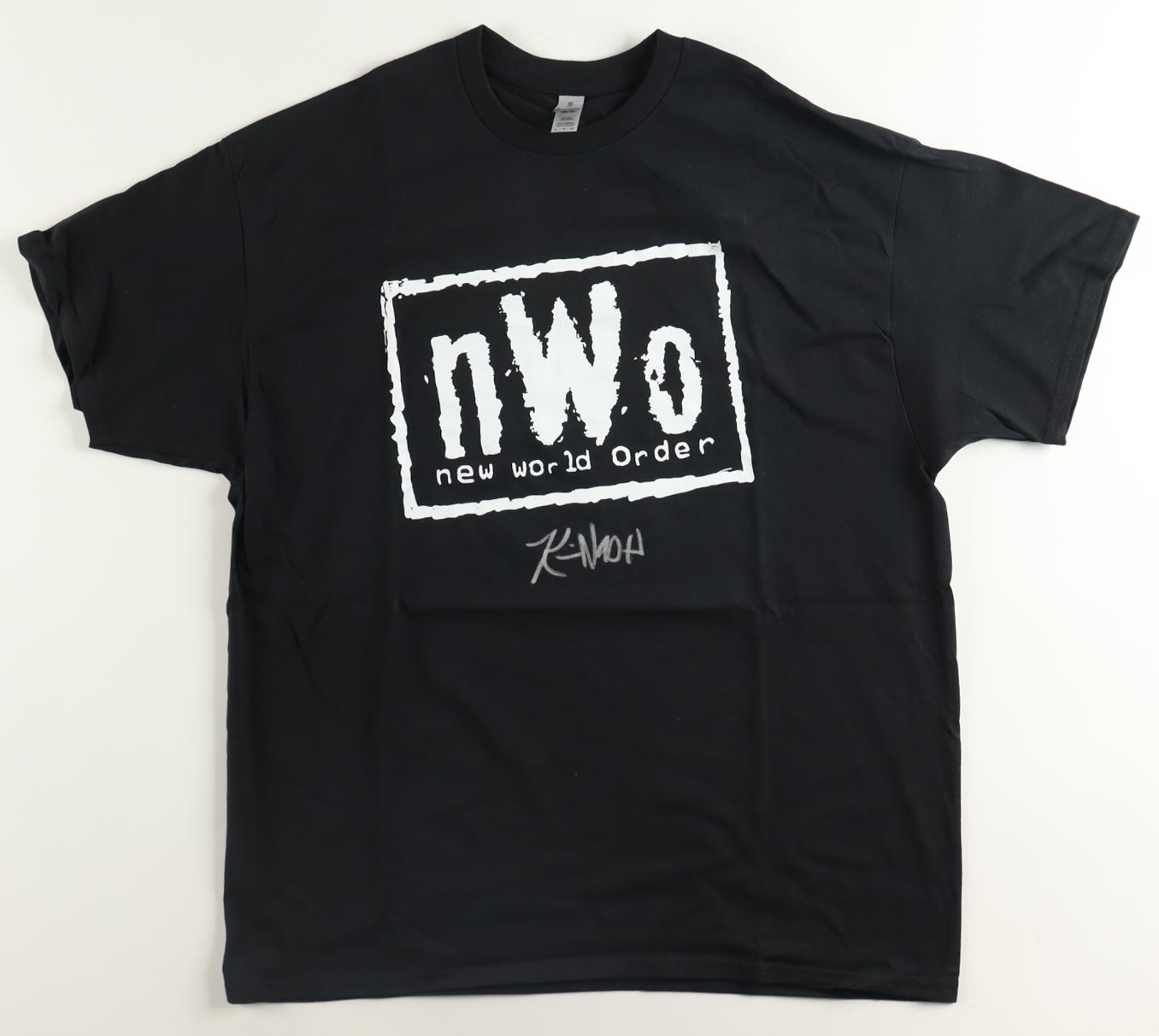 Kevin Nash Signed WWE "NWO" T-Shirt (Schwartz) at PristineAuction.com Kevin Nash Signed WWE "NWO" T-Shirt (Schwartz) at PristineAuction.com