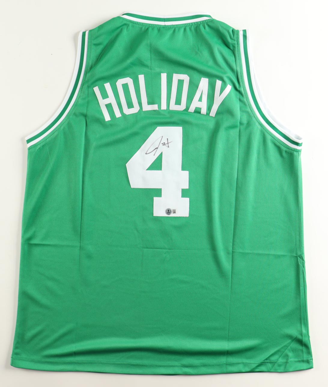 Jrue Holiday Signed Jersey (Beckett) at PristineAuction.com Jrue Holiday Signed Jersey (Beckett) at PristineAuction.com