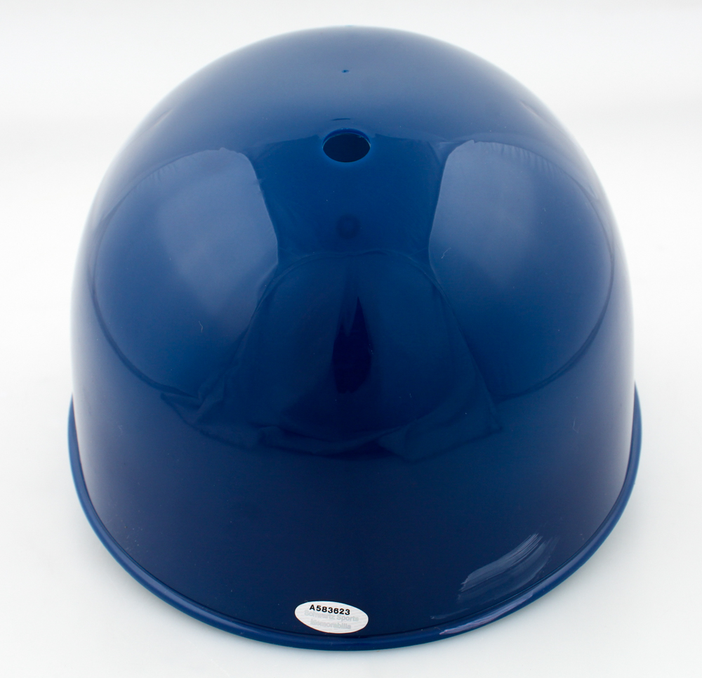 Aroldis Chapman Signed Cubs Full-Size Batting Helmet (Schwartz) at PristineAuction.com Aroldis Chapman Signed Cubs Full-Size Batting Helmet (Schwartz) at PristineAuction.com