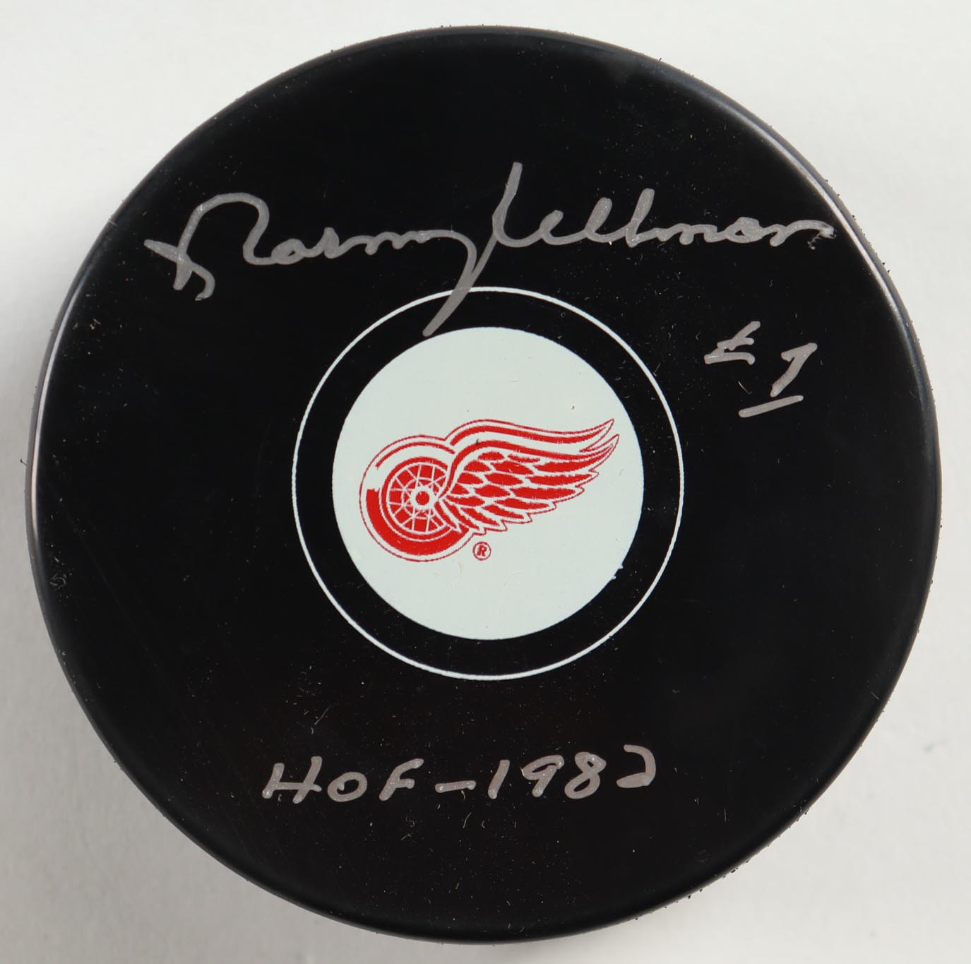 Norm Ullman Signed Red Wings Logo Hockey Puck Inscribed "HOF 1982" (Premium Autographs) at PristineAuction.com Norm Ullman Signed Red Wings Logo Hockey Puck Inscribed "HOF 1982" (Premium Autographs) at PristineAuction.com