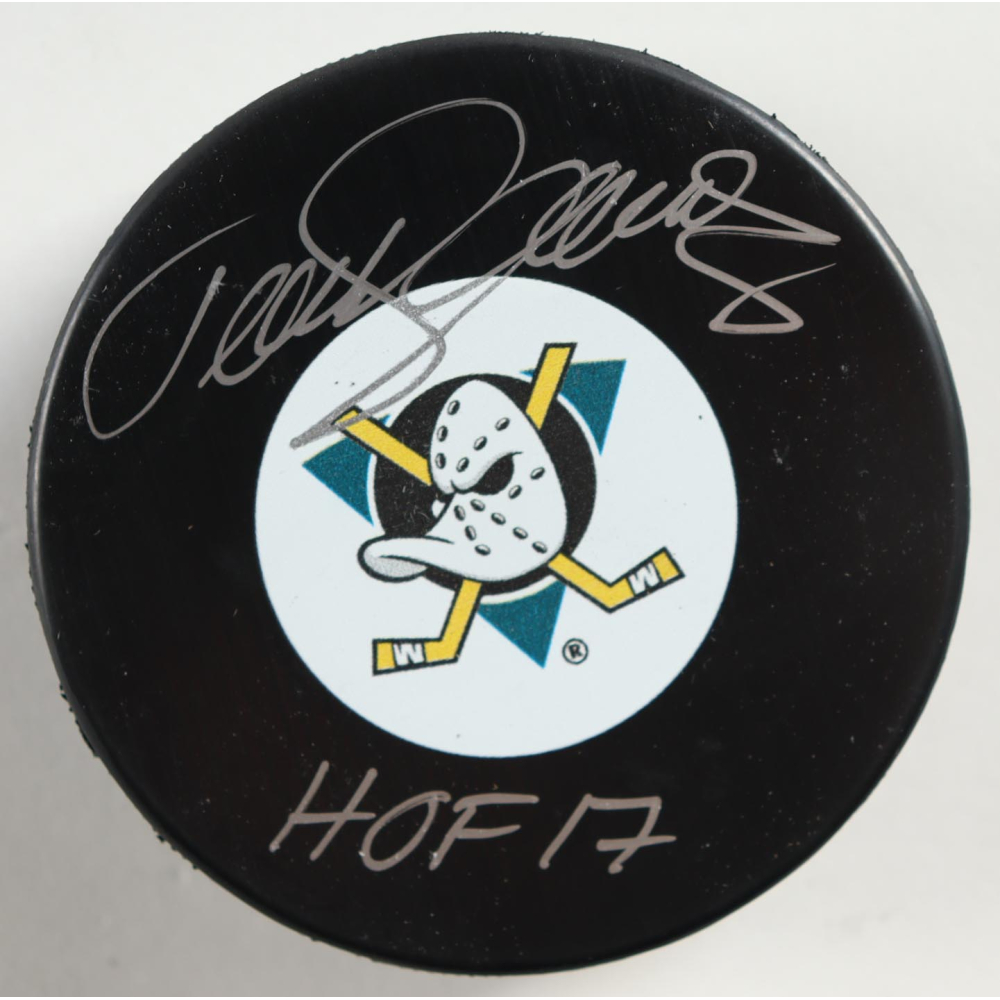 Teemu Selanne Signed Ducks Logo Hockey Puck Inscribed "HOF 17" (Premium Autographs) at PristineAuction.com