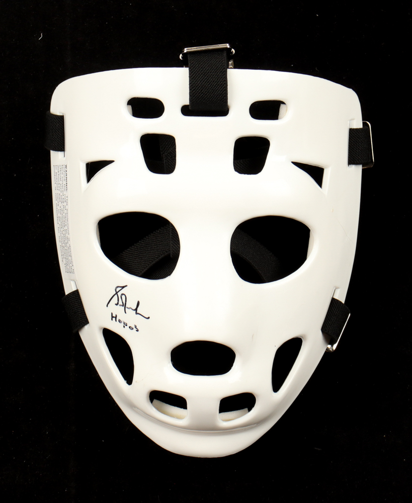 Grant Fuhr Signed Throwback Hockey Goalie Mask Inscribed "HOF '03" (Schwartz) at PristineAuction.com Grant Fuhr Signed Throwback Hockey Goalie Mask Inscribed "HOF '03" (Schwartz) at PristineAuction.com