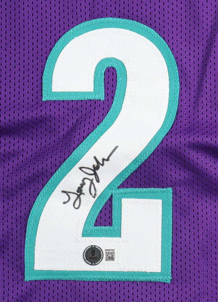 Larry Johnson Signed Jersey (Beckett) at PristineAuction.com Larry Johnson Signed Jersey (Beckett) at PristineAuction.com