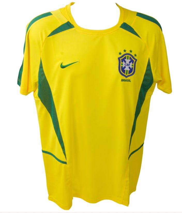 Roberto Carlos Signed Brazil Jersey (Beckett) at PristineAuction.com Roberto Carlos Signed Brazil Jersey (Beckett) at PristineAuction.com
