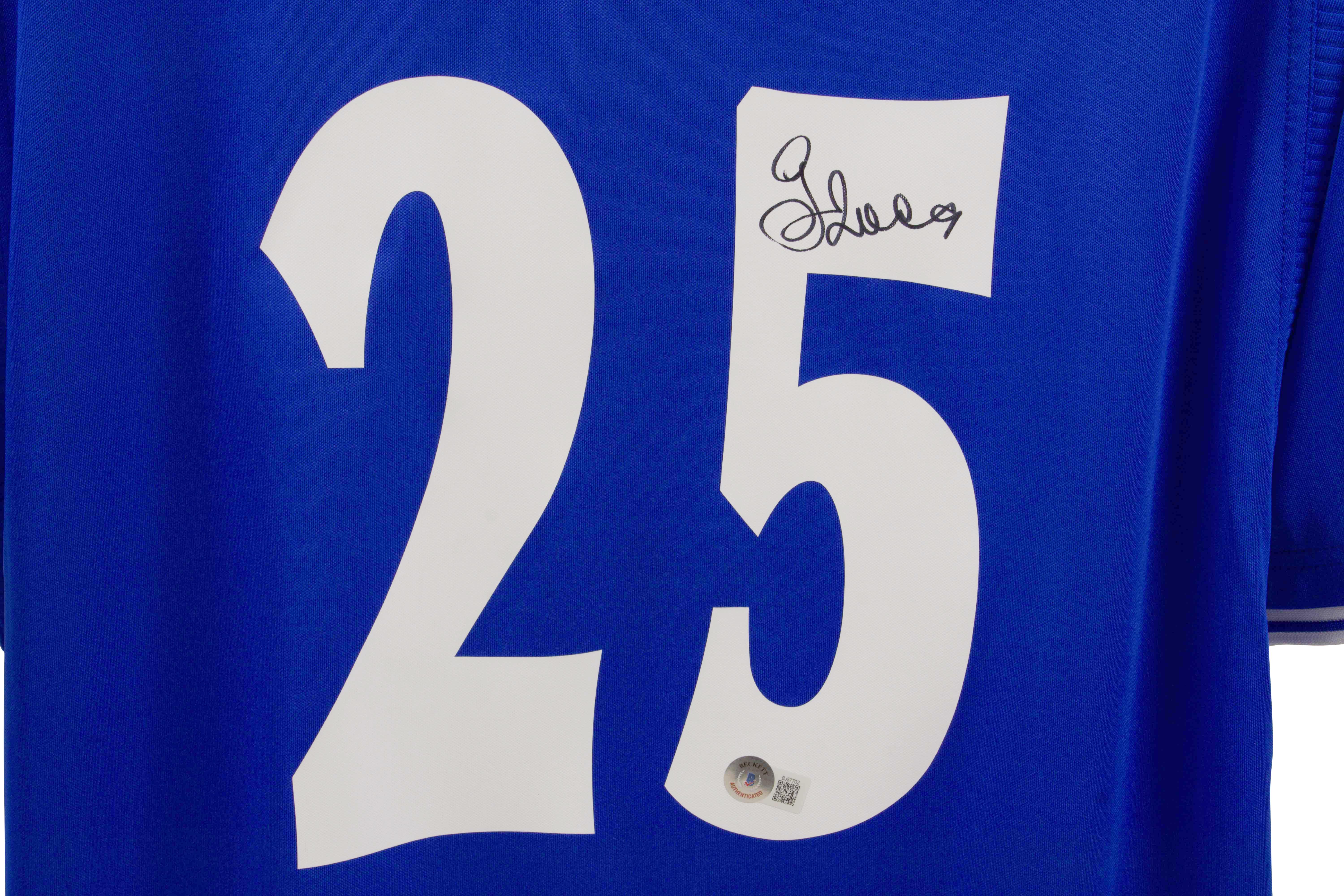 Gianfranco Zola Signed Jersey (Beckett) at PristineAuction.com Gianfranco Zola Signed Jersey (Beckett) at PristineAuction.com