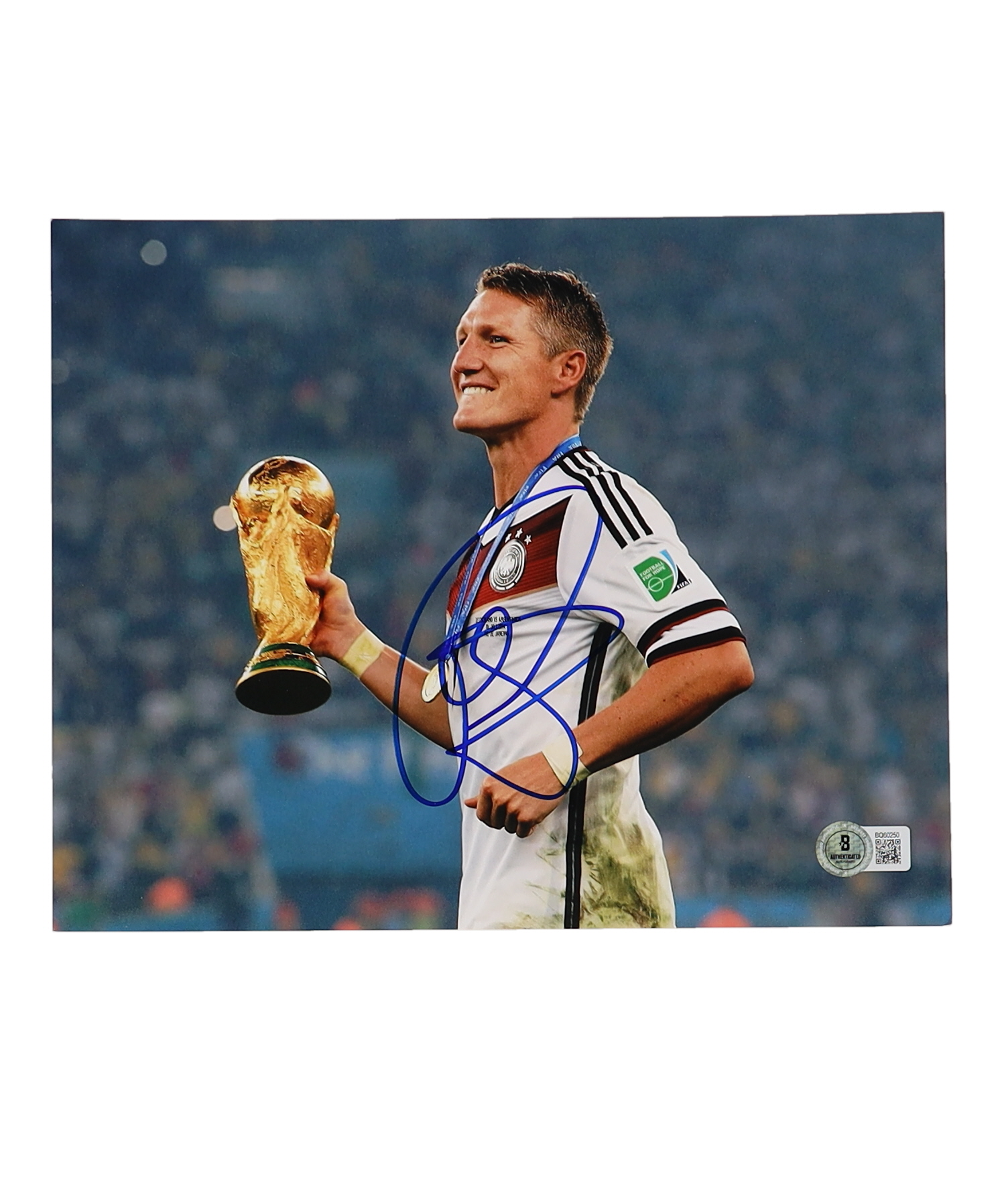 Bastian Schweinsteiger Signed Team Germany 8x10 Photo (Beckett) at PristineAuction.com Bastian Schweinsteiger Signed Team Germany 8x10 Photo (Beckett) at PristineAuction.com