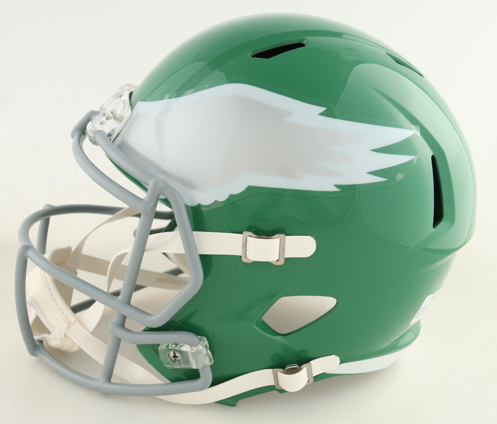 Michael Vick Signed Eagles Throwback Full-Size Speed Helmet (JSA) at PristineAuction.com Michael Vick Signed Eagles Throwback Full-Size Speed Helmet (JSA) at PristineAuction.com