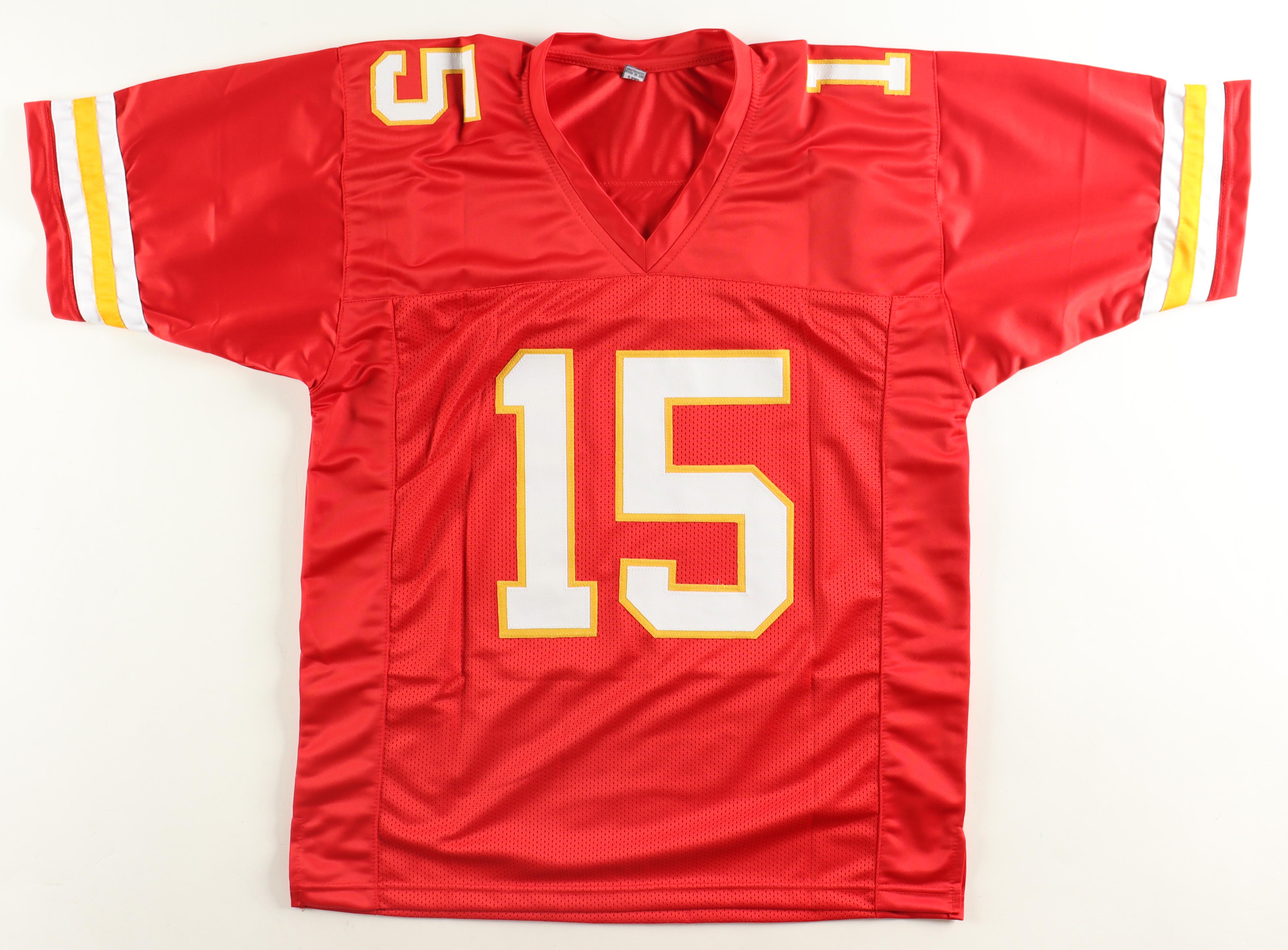 Patrick Mahomes Signed Jersey (JSA) at PristineAuction.com Patrick Mahomes Signed Jersey (JSA) at PristineAuction.com