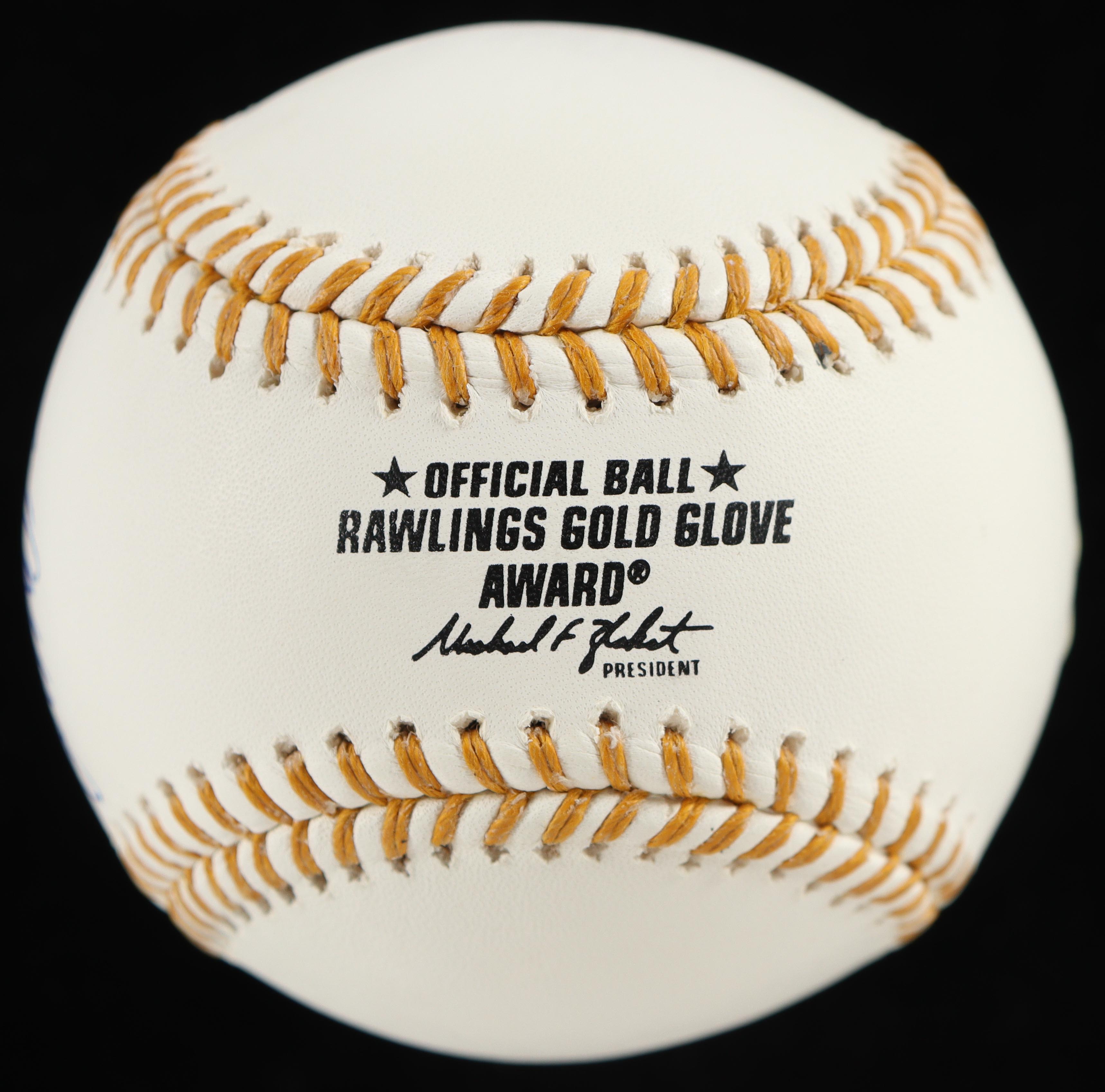 Johnny Bench Signed Gold Glove Award Baseball With Display Case (PSA 9.5 | PSA Auto Grade 9 | Fanatics) at PristineAuction.com Johnny Bench Signed Gold Glove Award Baseball With Display Case (PSA 9.5 | PSA Auto Grade 9 | Fanatics) at PristineAuction.com