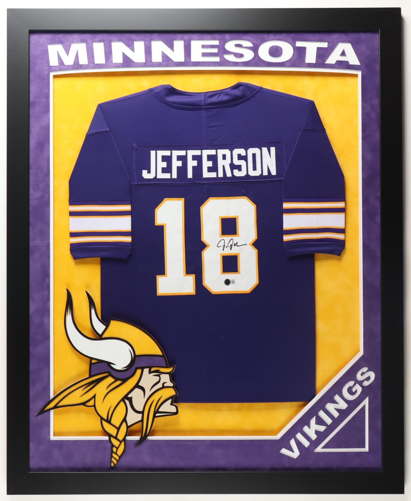 Justin Jefferson Signed Custom Framed Jersey Display (Beckett) at PristineAuction.com Justin Jefferson Signed Custom Framed Jersey Display (Beckett) at PristineAuction.com