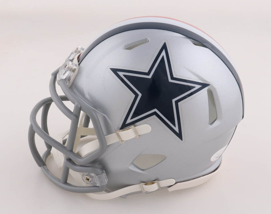 Bob Lilly Signed Cowboys Speed Mini Helmet Inscribed "HOF 80" & "SBVI Champs" (JSA) at PristineAuction.com Bob Lilly Signed Cowboys Speed Mini Helmet Inscribed "HOF 80" & "SBVI Champs" (JSA) at PristineAuction.com