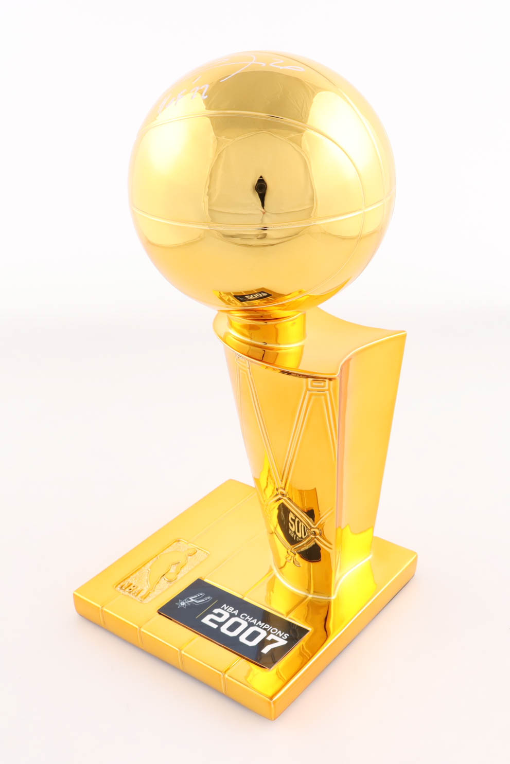 Manu Ginobili Signed LE Spurs Replica Championship Trophy Inscribed "HOF 22" (Beckett & Ginobili) at PristineAuction.com Manu Ginobili Signed LE Spurs Replica Championship Trophy Inscribed "HOF 22" (Beckett & Ginobili) at PristineAuction.com