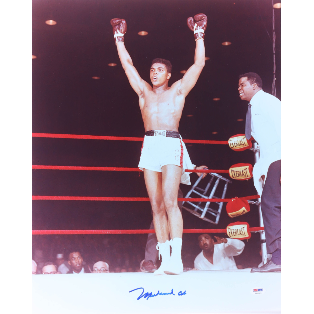 Muhammad Ali Signed 16x20 Photo (PSA) | Pristine Auction