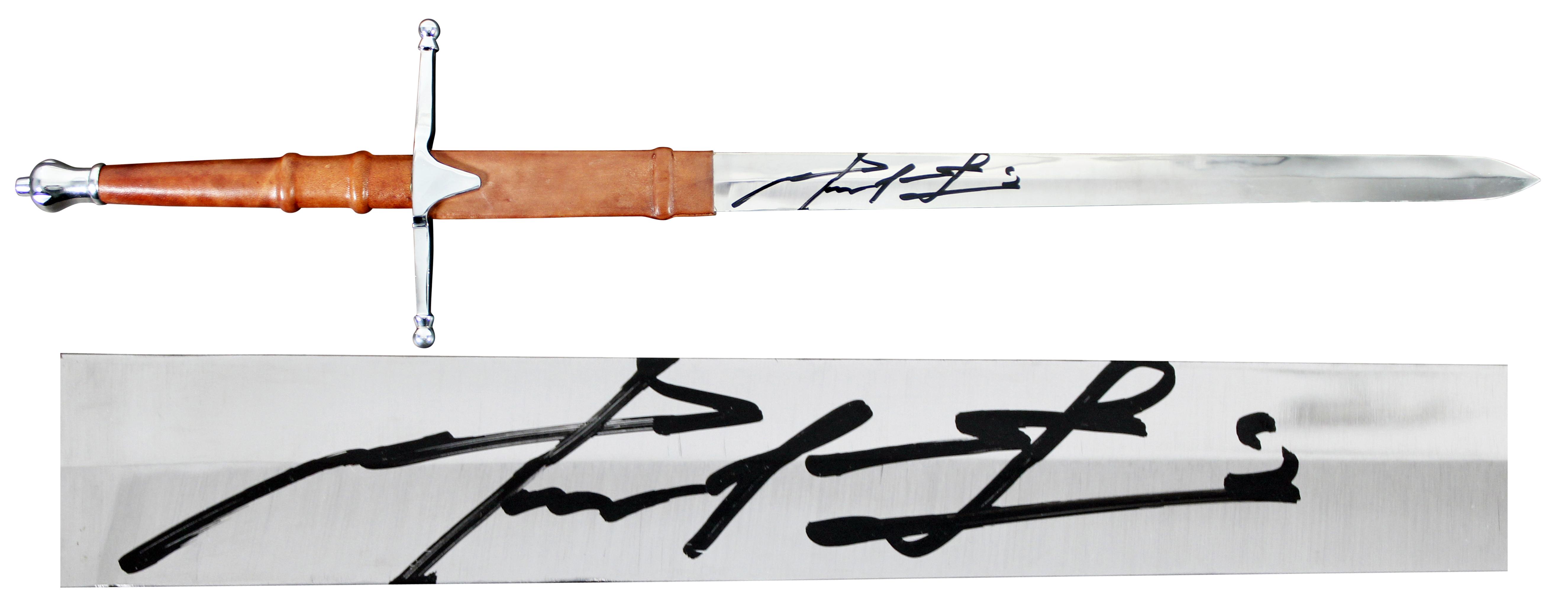 Mel Gibson Signed "Braveheart" Full-Size Prop Replica Steel Sword with Sheath (Beckett) at PristineAuction.com Mel Gibson Signed "Braveheart" Full-Size Prop Replica Steel Sword with Sheath (Beckett) at PristineAuction.com