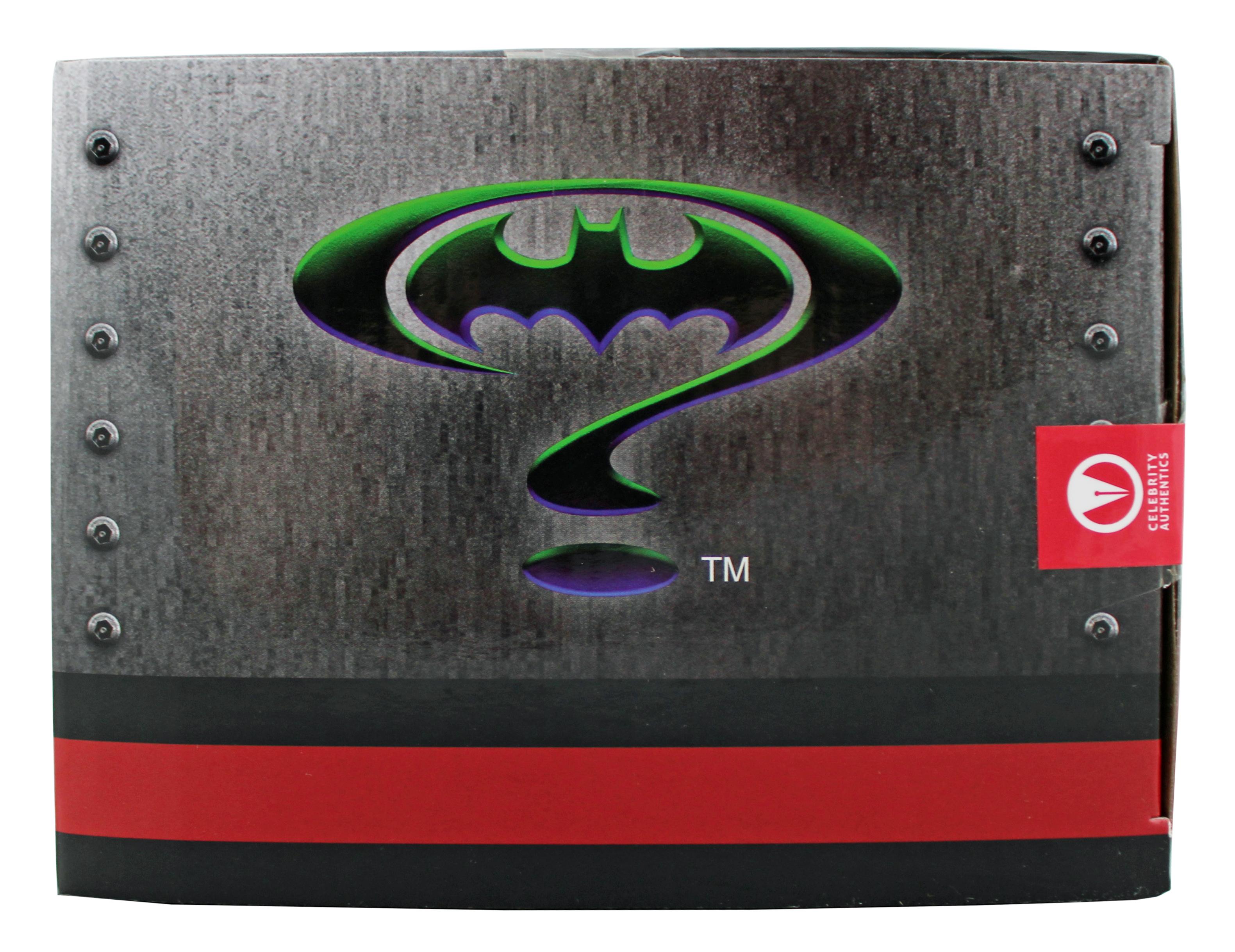 Val Kilmer Signed "Batman Forever" 1:18 Die-Cast Batmobile & Batman Figure (Beckett & Celebrity Authentics) at PristineAuction.com Val Kilmer Signed "Batman Forever" 1:18 Die-Cast Batmobile & Batman Figure (Beckett & Celebrity Authentics) at PristineAuction.com