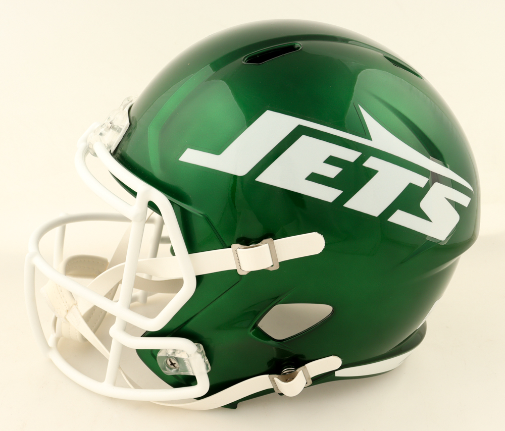 Davante Adams Signed Jets Full-Size Speed Helmet (Beckett) at PristineAuction.com Davante Adams Signed Jets Full-Size Speed Helmet (Beckett) at PristineAuction.com