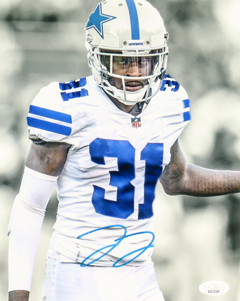 Trevon Diggs Signed Cowboys 8x10 Photo (PIA) at PristineAuction.com Trevon Diggs Signed Cowboys 8x10 Photo (PIA) at PristineAuction.com