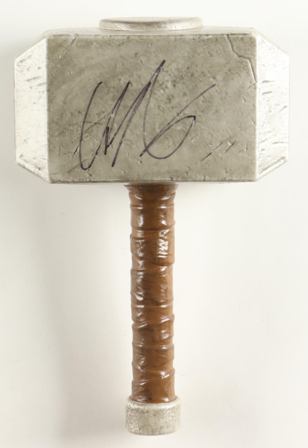 Chris Hemsworth Signed "Thor" Mjolnir Hammer (AutographCOA) at PristineAuction.com Chris Hemsworth Signed "Thor" Mjolnir Hammer (AutographCOA) at PristineAuction.com