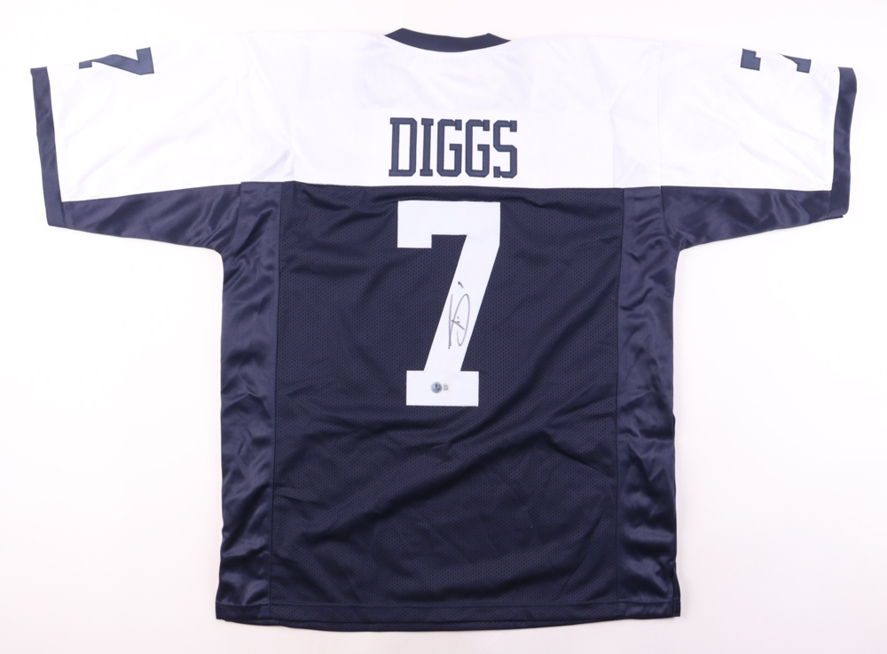 Trevon Diggs Signed Jersey (Beckett) at PristineAuction.com Trevon Diggs Signed Jersey (Beckett) at PristineAuction.com