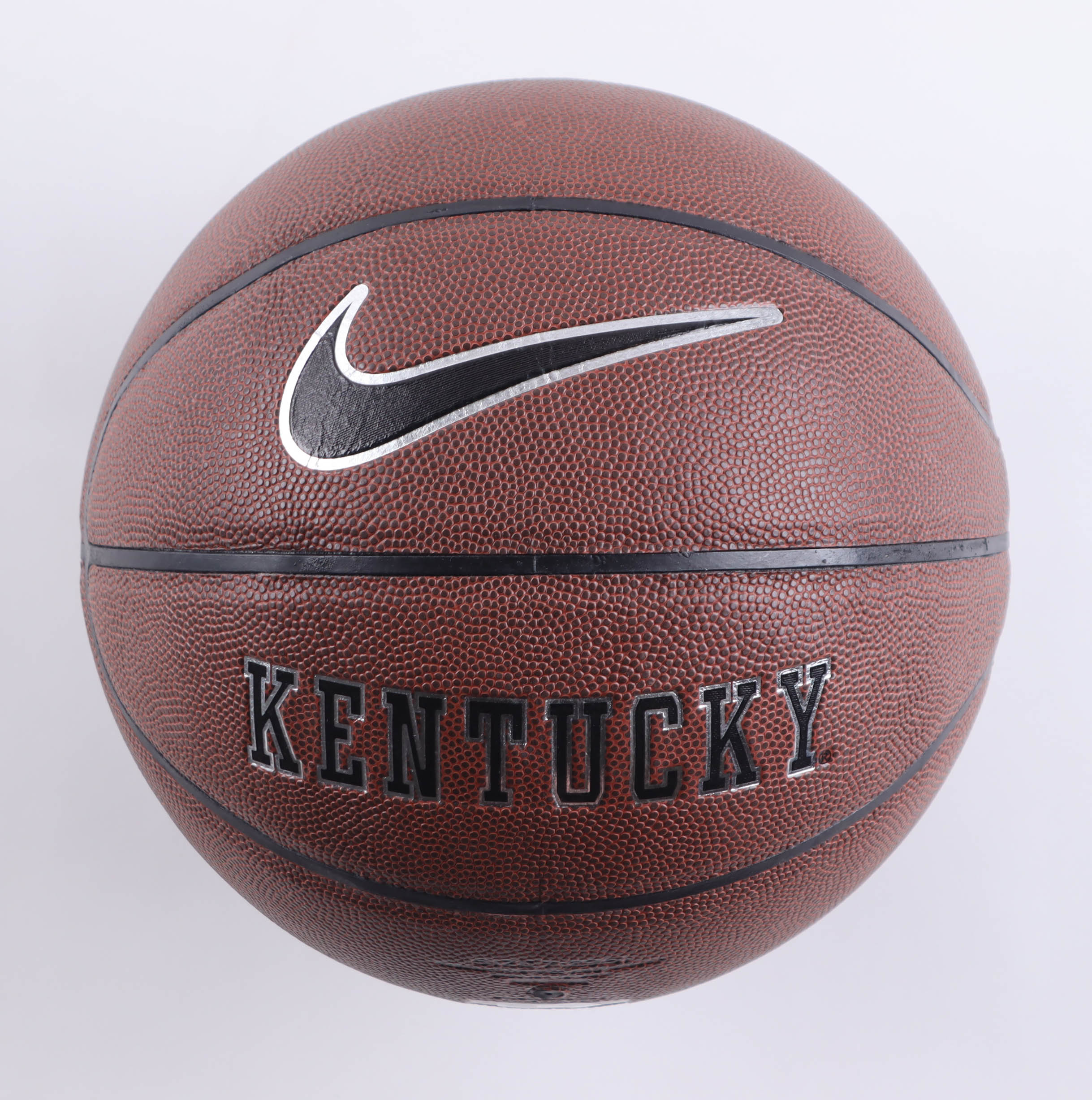Jaxson Robinson Signed Kentucky Wildcats Logo Basketball (Beckett) at PristineAuction.com Jaxson Robinson Signed Kentucky Wildcats Logo Basketball (Beckett) at PristineAuction.com