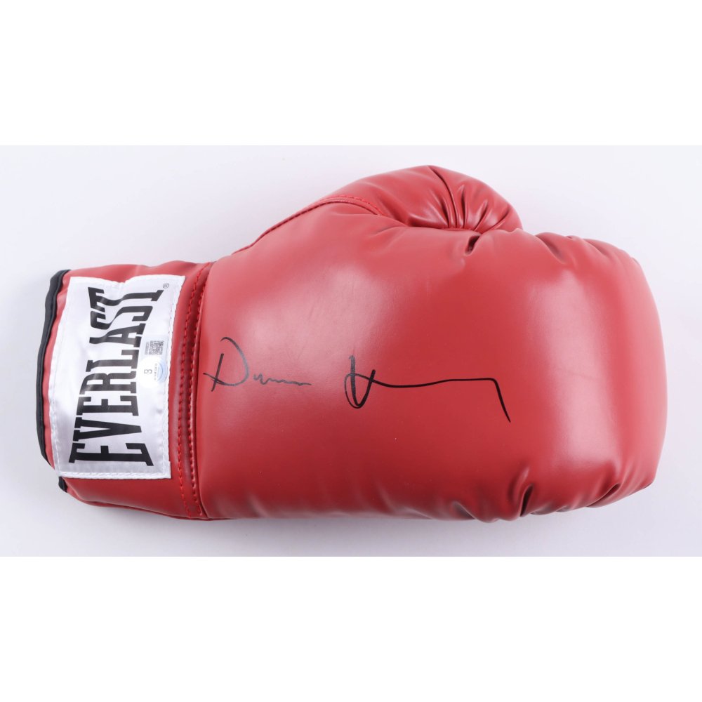 Devin Haney Signed Everlast Boxing Glove (Beckett) at PristineAuction.com