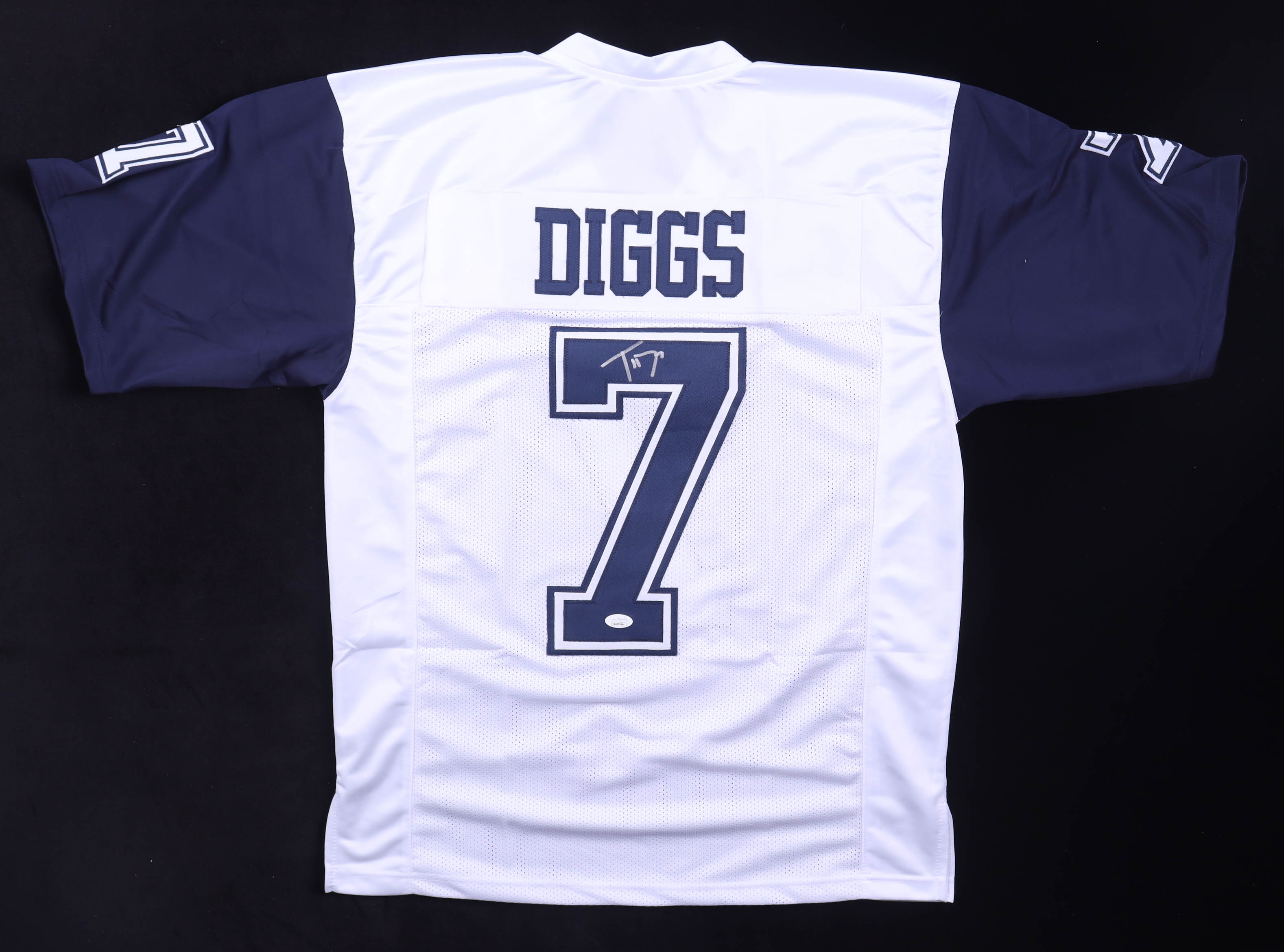 Trevon Diggs Signed Jersey (JSA) at PristineAuction.com Trevon Diggs Signed Jersey (JSA) at PristineAuction.com