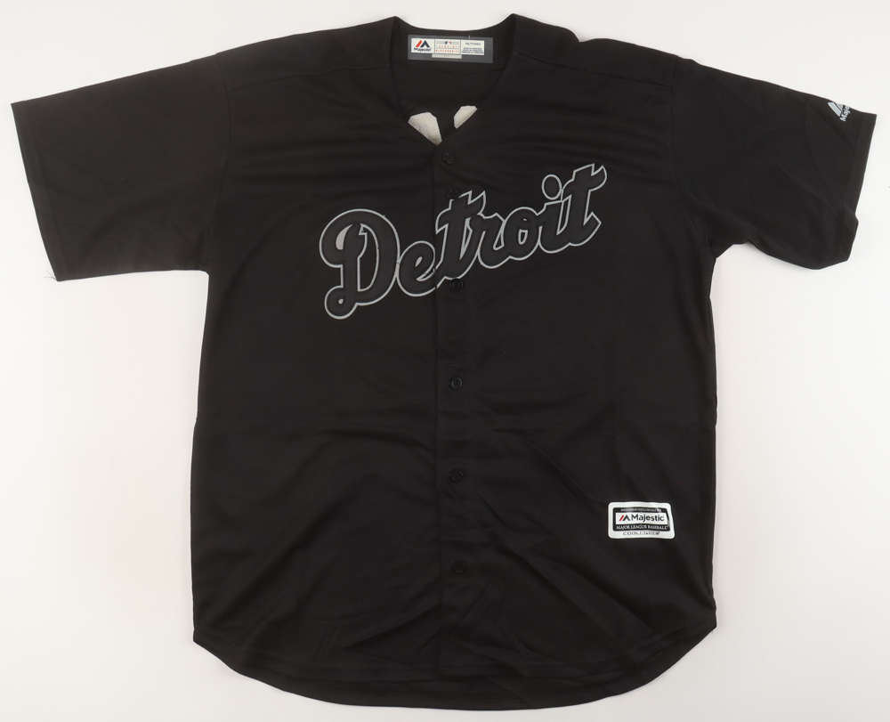 Miguel Cabrera Signed Jersey (Beckett) at PristineAuction.com Miguel Cabrera Signed Jersey (Beckett) at PristineAuction.com