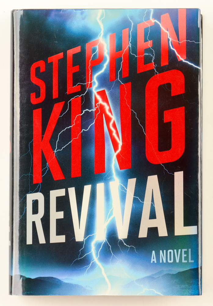 Stephen King Signed "Revival" Hardcover Book (ACOA & AP) at PristineAuction.com Stephen King Signed "Revival" Hardcover Book (ACOA & AP) at PristineAuction.com