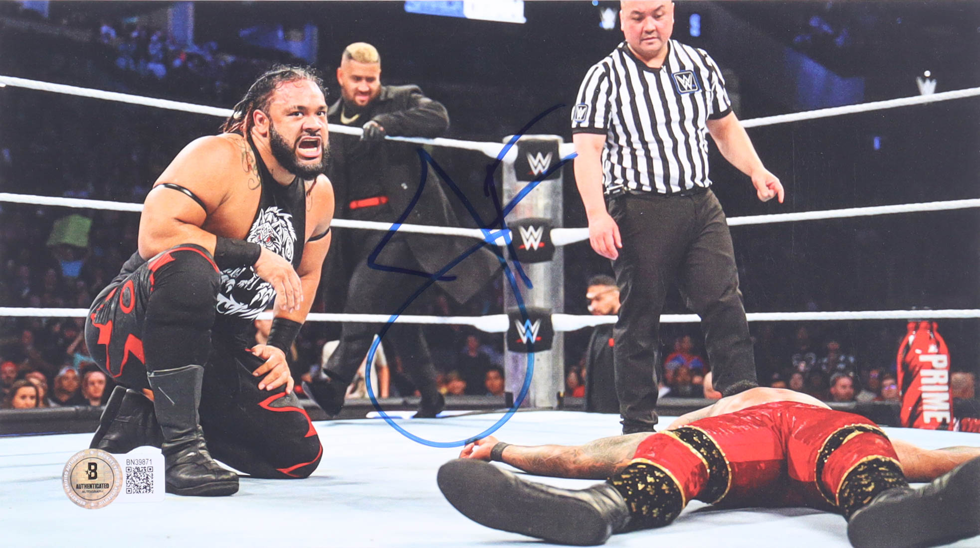 Jacob Fatu Signed WWE 5.5x10 Photo (Beckett) at PristineAuction.com Jacob Fatu Signed WWE 5.5x10 Photo (Beckett) at PristineAuction.com