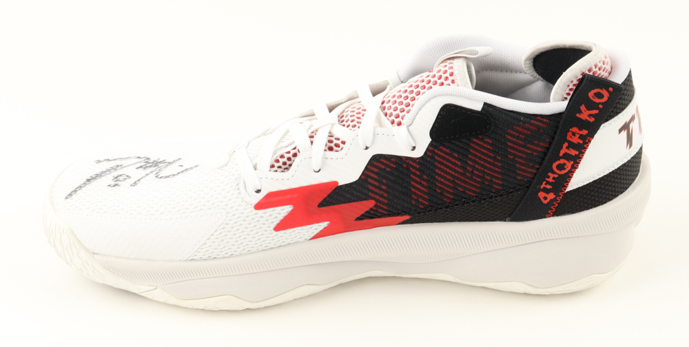 Damian Lillard Signed Adidas Shoe (JSA) at PristineAuction.com Damian Lillard Signed Adidas Shoe (JSA) at PristineAuction.com